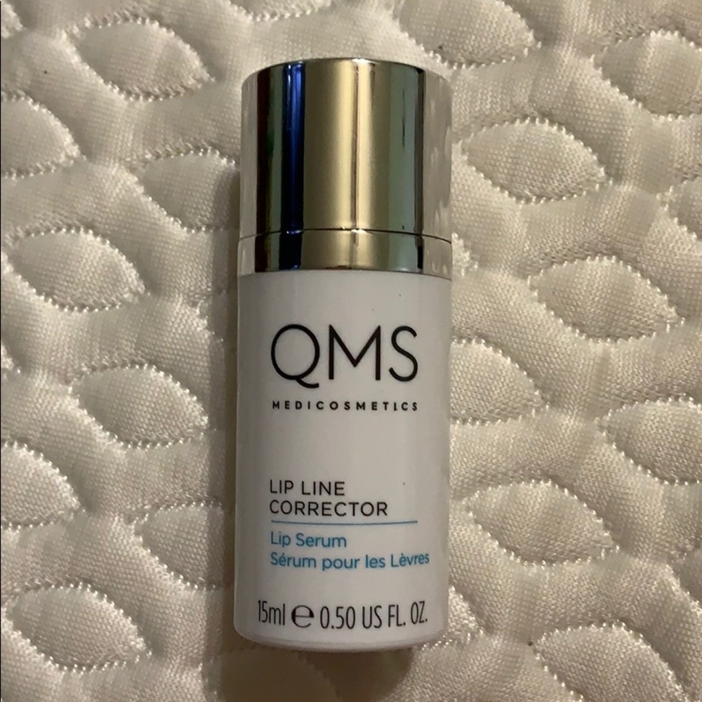 Lip line corrector